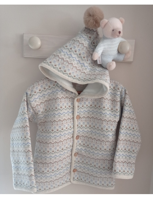 Chaqueta capucha pompon